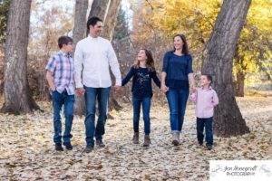 Littleton family photographer leaves Fly'n B park Highlands Ranch Colorado photography yellow trees walking laughing unposed nature outdoors