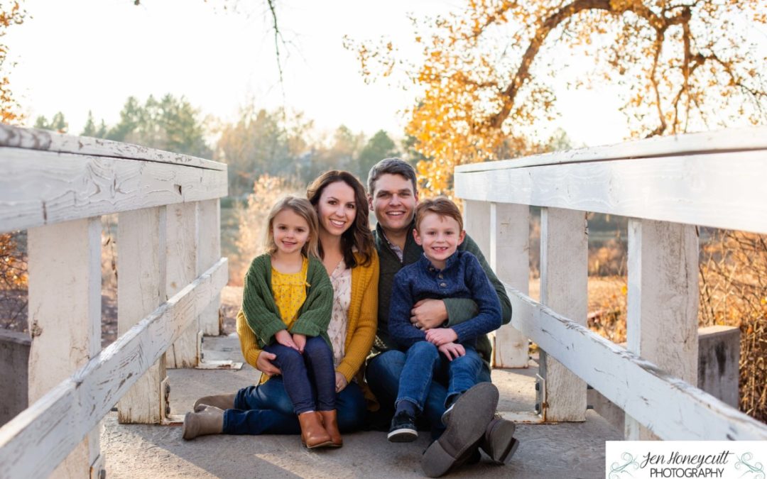 The {B} Family of 4 at Writer’s Vista Park by Littleton photographer