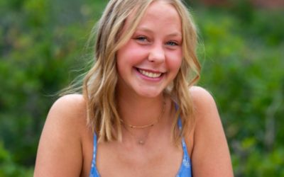 Ella’s high school senior photography session at Roxborough State park by Littleton photographer