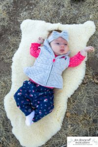 Littleton family photographer Fly'N B park Highlands Ranch fall color change trees baby girl sisters two years old water mother father daughter