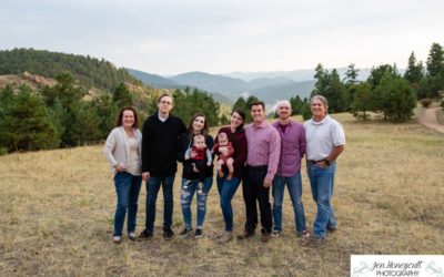 An extended family session at Mt. Falcon park by Littleton photographer