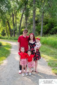 Littleton family photographer extended cousins grandparents sibling Fly'N B park in Highlands Ranch Colorado summer morning light kids baby babies adults anniversary