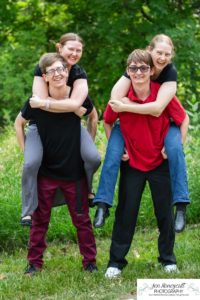 Littleton family photographer extended cousins grandparents sibling Fly'N B park in Highlands Ranch Colorado summer morning light kids baby babies adults anniversary