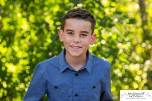 Littleton family photographer at Writer's Vista park in Colorado boy brothers bridge new client fun morning natural light leaves yellow trees