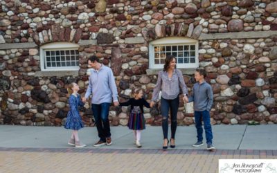 The {M} family of 5 at the Highlands Ranch Mansion by Littleton photographer