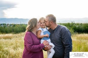 Littleton family photographer Highlands Ranch Colorado little girl mother father daughter aunt fall sunset photography