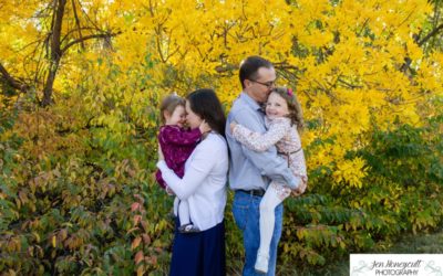 The {H} family of 4 at Writer’s Vista park by Littleton photographer
