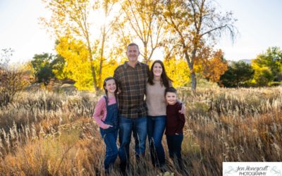 The {M} family mini photo session with their new puppy by local Littleton photographer