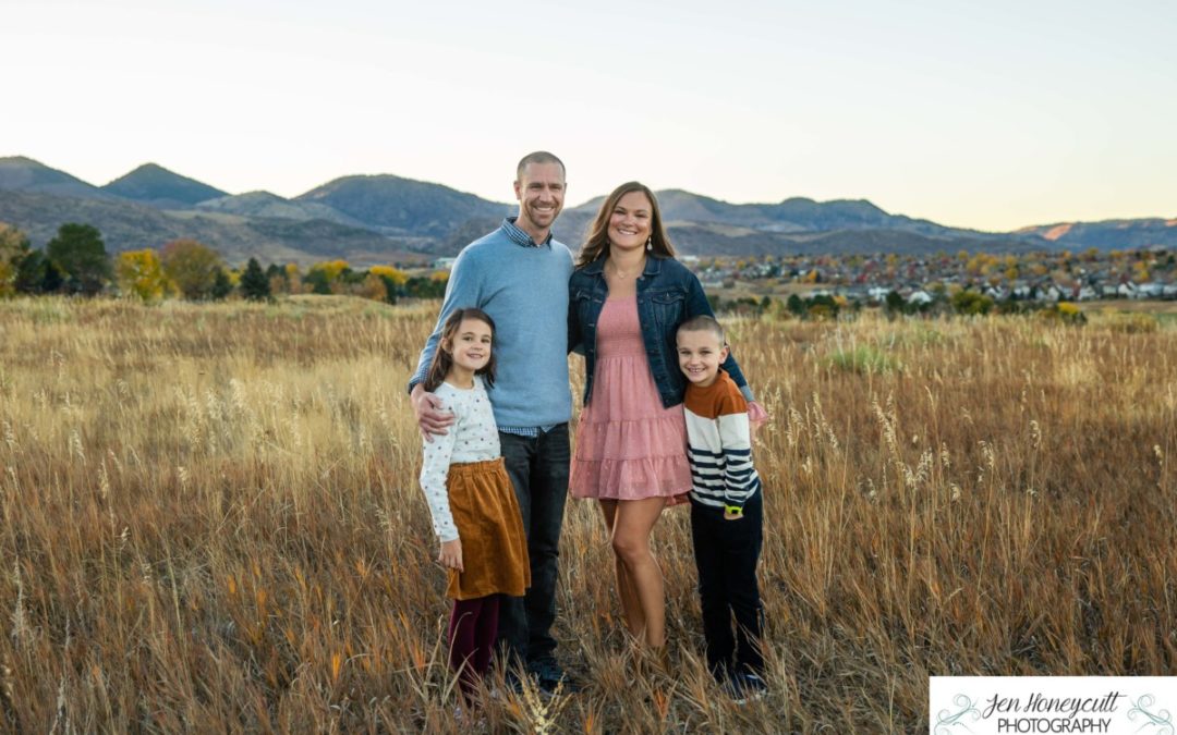 The {T} family mini photo session in Ken Caryl area by local Littleton photographer