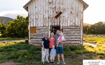The {W} family at Hildebrand Ranch by Littleton photographer