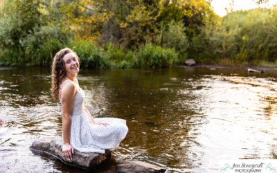 Kyla’s high school senior photo session at Lair O’ the Bear park by Littleton photographer