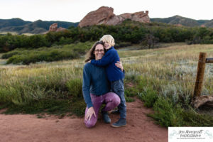 Littleton family photographer South Valley red rocks kids siblings mother father son daughter sunset photography Colorado foothills