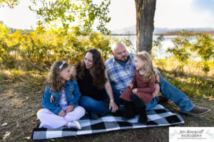 Littleton family photographer Harriman Lake Lakewood fall photography sunset sibling sisters cute kids beach water Colorado