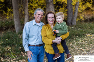 Littleton family photographer fall colors leaves Fly'N B park extended cousins grandparents siblings photography crying baby sunset Highline Trail boy girls