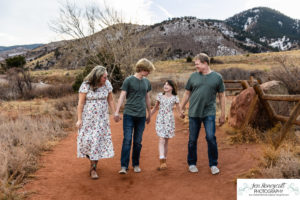 Littleton family photographer Red Rocks Amphitheatre kids teens brothers sister friends grandmother extended sunset photography fall Thanksgiving trip view Arizona foothills Colorado