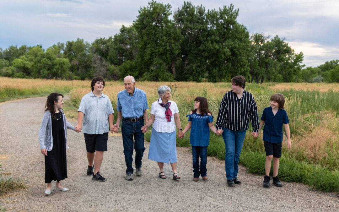 An extended family photo session at 17 Mile House by Littleton photographer