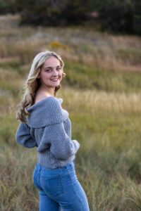 Littleton high school senior photographer South Valley Open Space park Ken Caryl Colorado red rocks photography sunset Kentucky visit teen girl soccer player