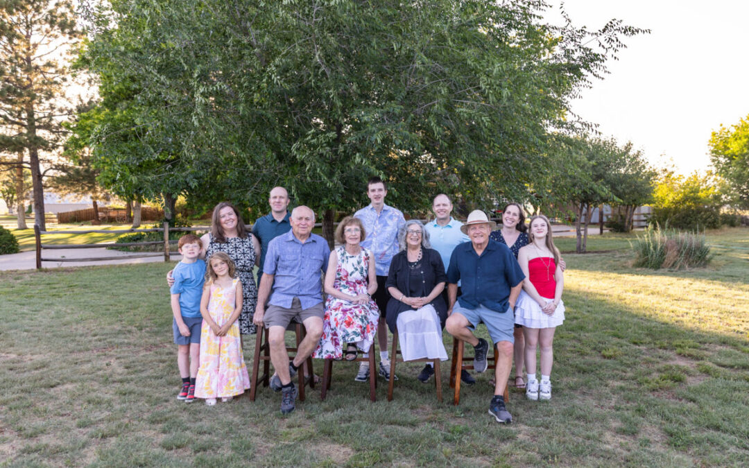 An extended family photo session by Littleton photographer