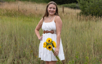 Caitlyn’s senior portrait & family photo session in Littleton