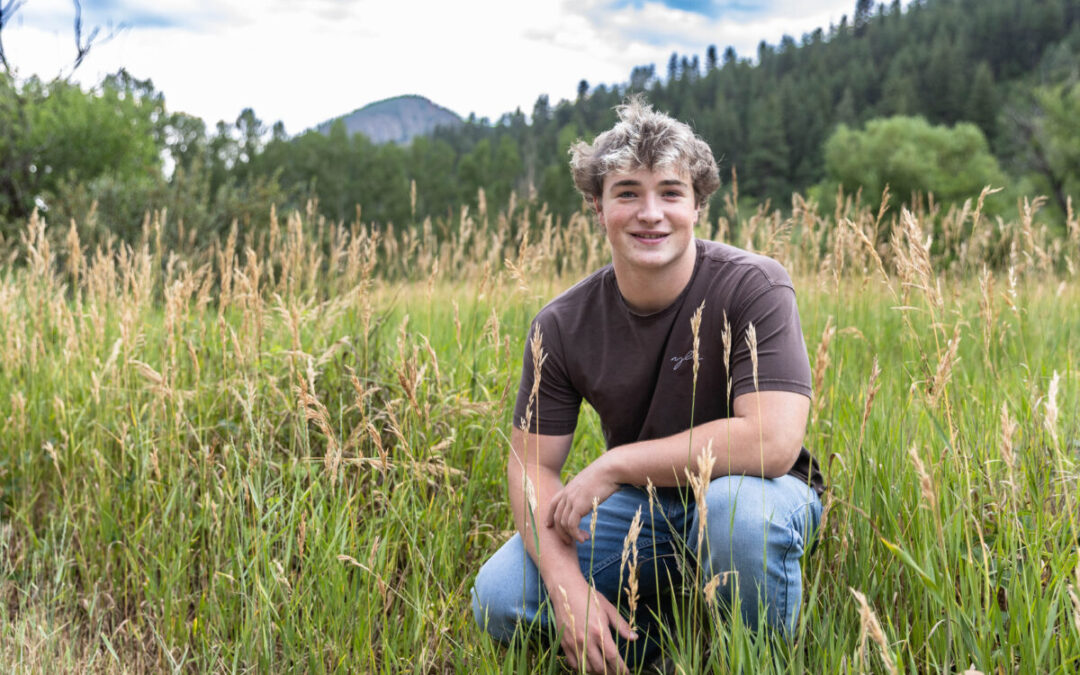 Ian’s high school senior photo session by Littleton photographer