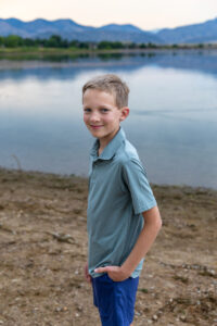 Littleton family photographer Harriman Lake Lakewood Colorado foothills water photography boys brothers parents mountain views sunset
