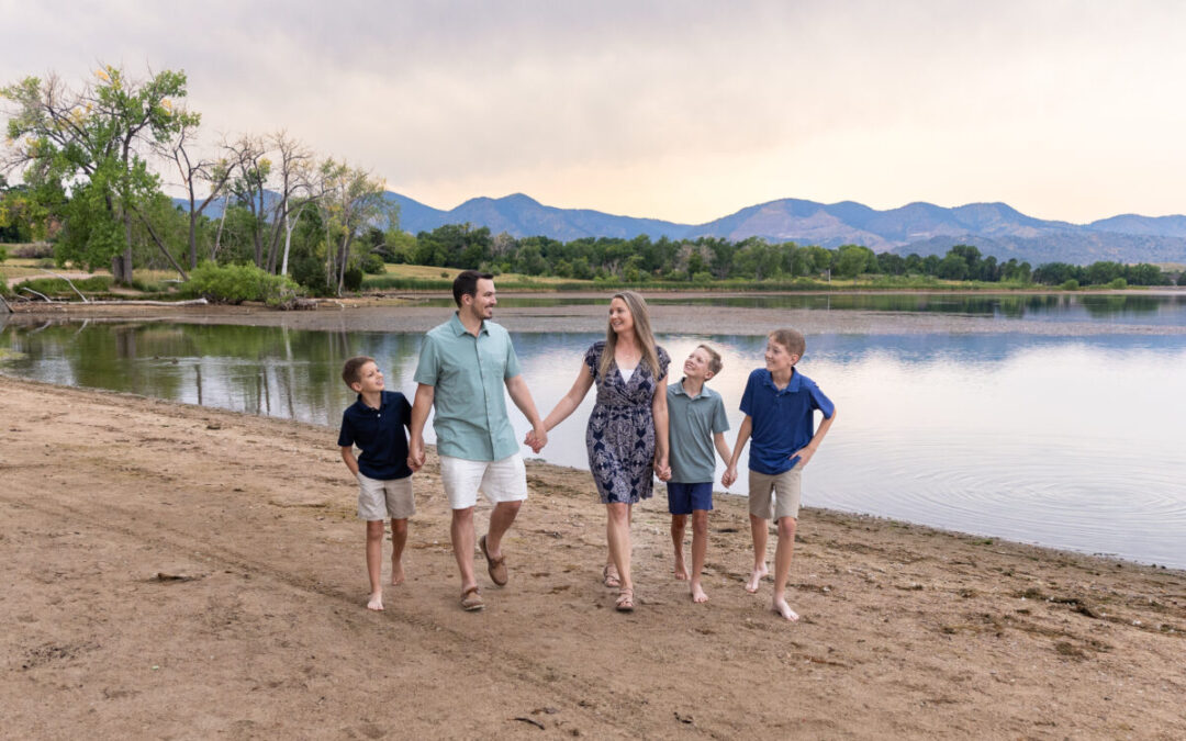 The {T} family of 5 at Harriman Lake by Littleton photographer