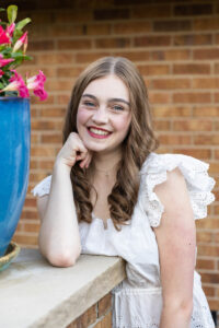 Littleton high school senior photographer Heritage class of 2026 dance dancer ballet pointe shoes family photography house home brother sister siblings Colorado