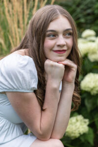 Littleton high school senior photographer Heritage class of 2026 dance dancer ballet pointe shoes family photography house home brother sister siblings Colorado