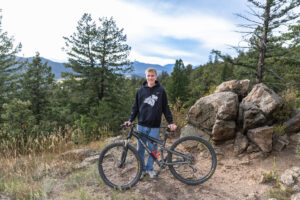 Littleton high school senior photographer bike rider mountain biker Colorado Chatfield photography Mt. Falcon west Harriman Lake son brother class of 2026
