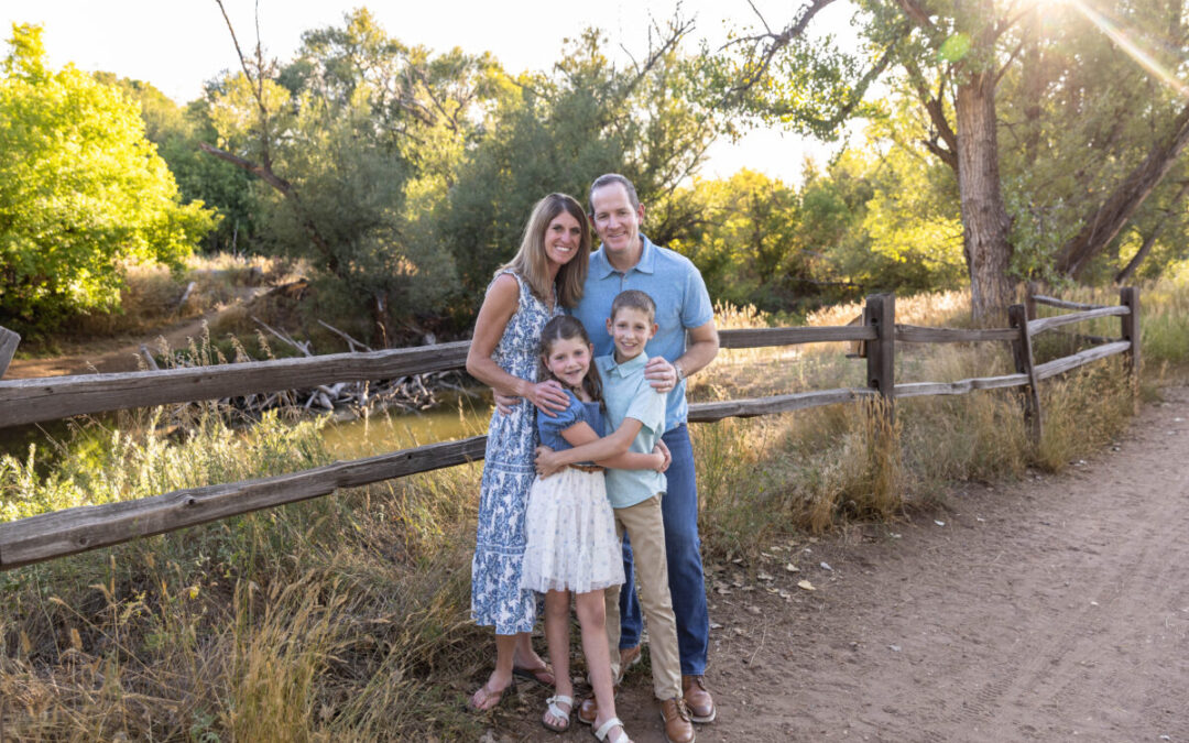 The {G} family of 4 at The Stone House in Lakewood, Colorado