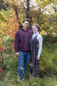 Littleton family and high school senior photographer Lair o' the Bear Colorado photography fall color teenager teen friends kids mother father children siblings