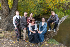 Littleton family and high school senior photographer Lair o' the Bear Colorado photography fall color teenager teen friends kids mother father children siblings