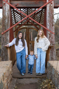 Littleton family photographer mini session at Morrison Park Colorado bridge river kids parents brother sisters sunset photography