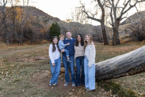 Littleton family photographer mini session at Morrison Park Colorado bridge river kids parents brother sisters sunset photography