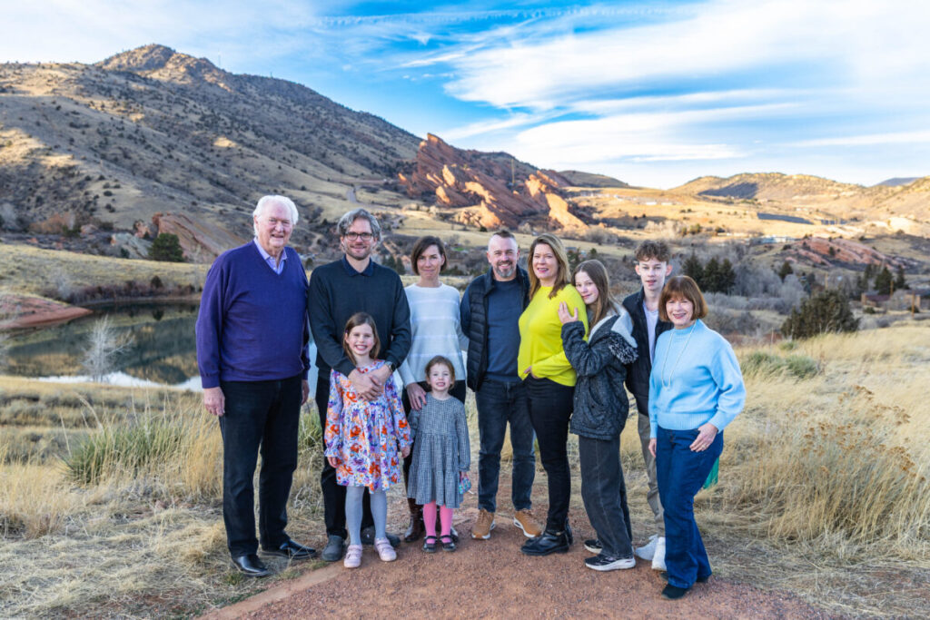 Littleton extended family photo session near Red Rocks in Colorado.  Grandparents with cousins and siblings in Morrison.