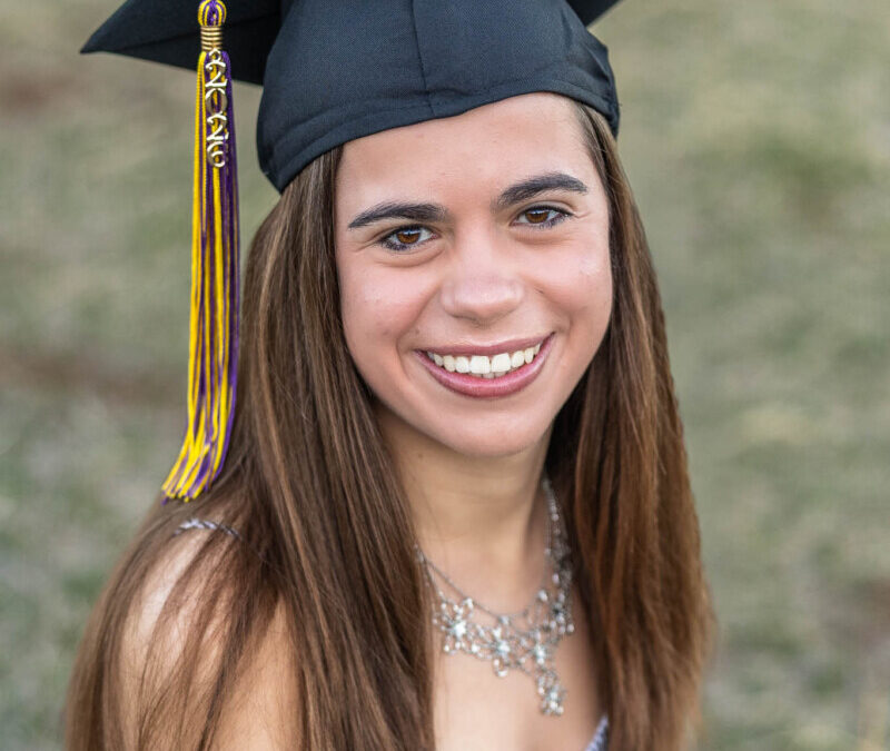 Jillian’s Cap & Gown Mini Session at South Valley