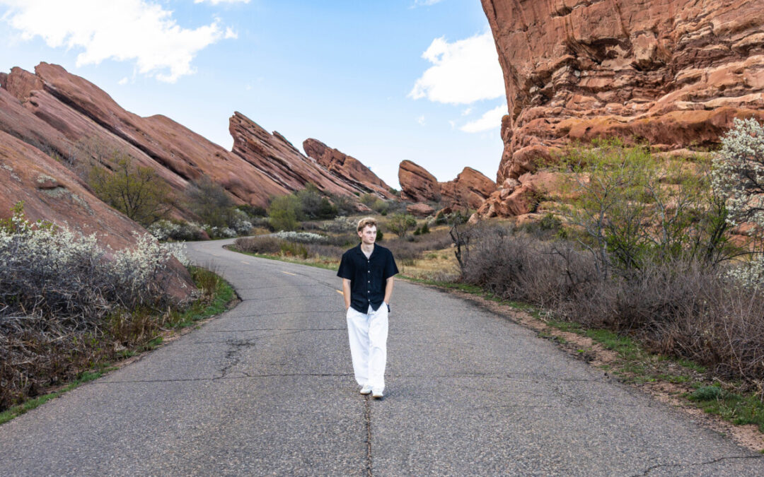 Roe’s high school senior photos at Red Rocks