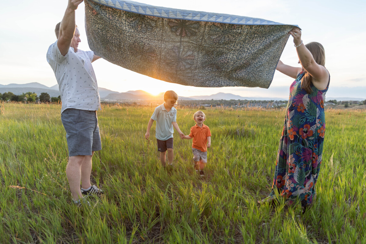 Littleton family photographer mini session at sunset with children