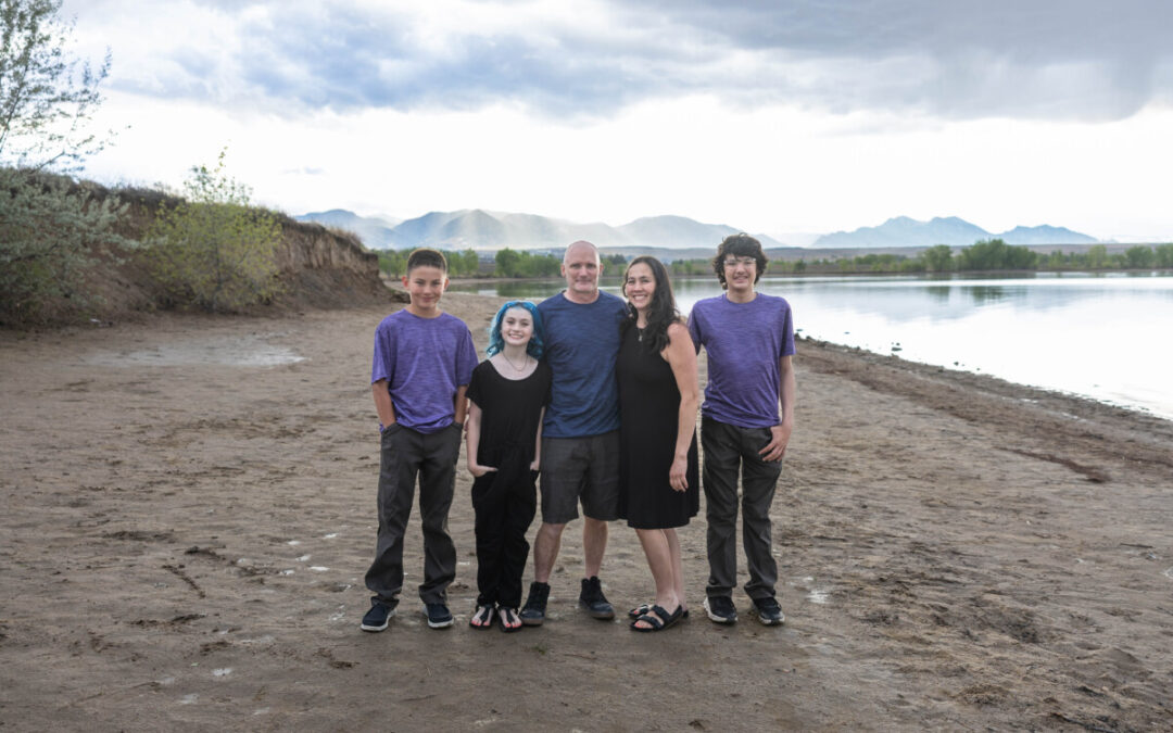 A family photo session at Standley Lake
