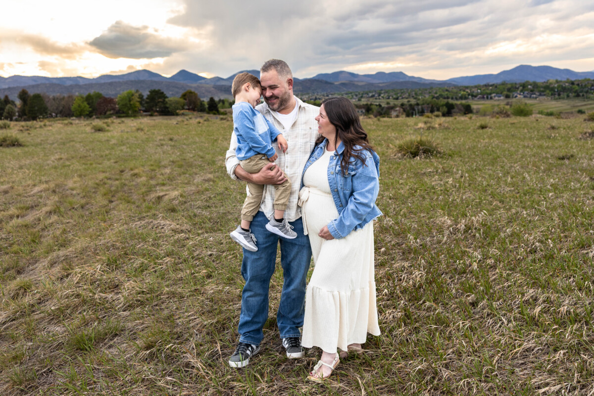 Littleton family photographer mini photo session maternity photography