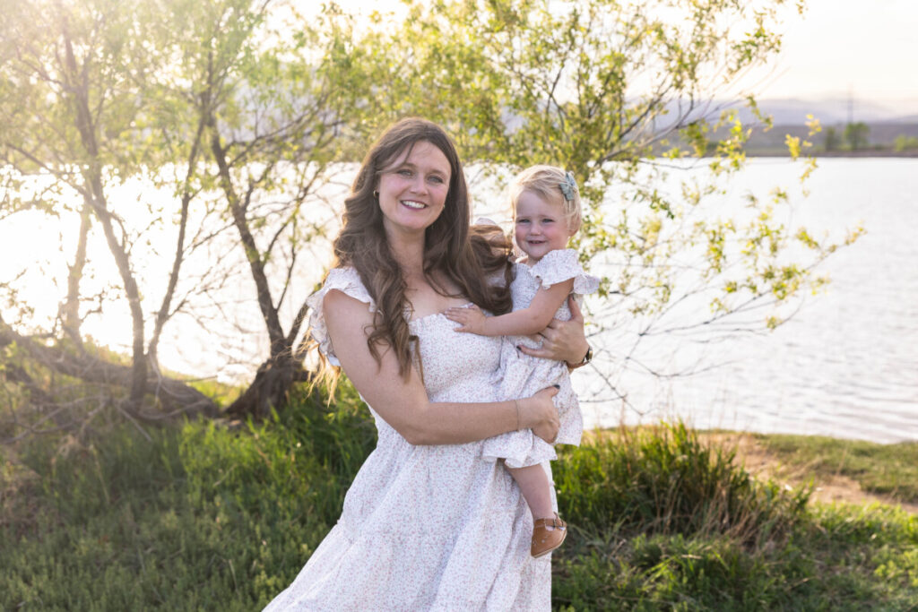 Colorado family photographer with mother and daughter at sunset