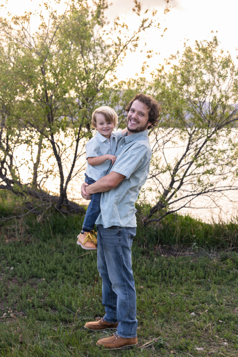 Colorado family photographer in Littleton