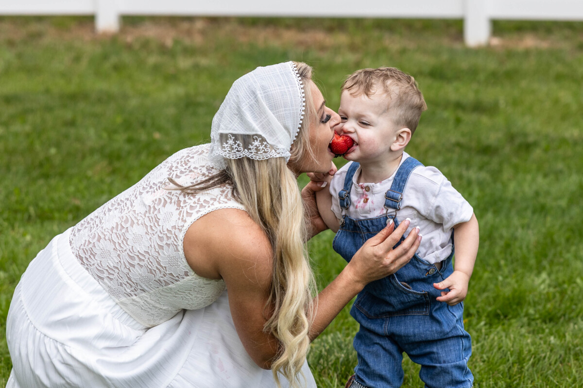 Family farm fun photography session in Colorado