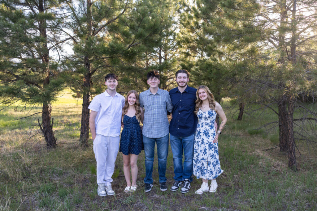 Littleton family photographer of siblings