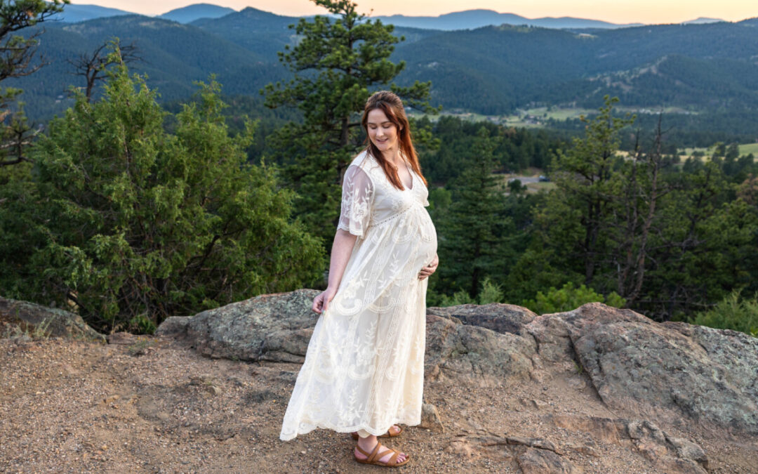 A maternity photo session at Mt. Falcon park by Littleton photographer
