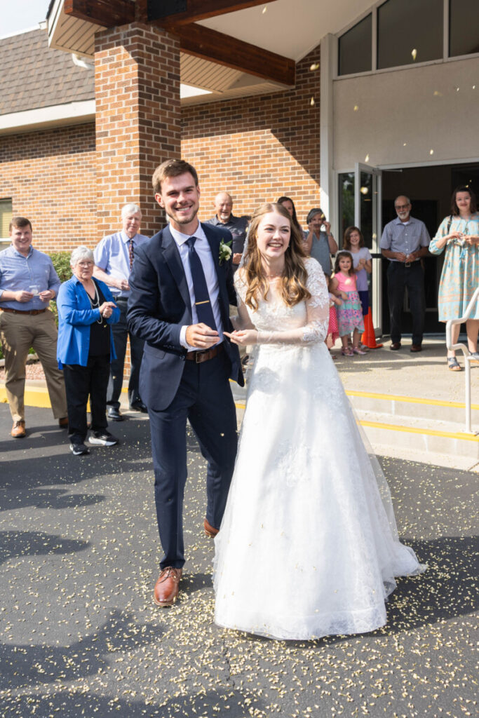 Colorado wedding sendoff after reception