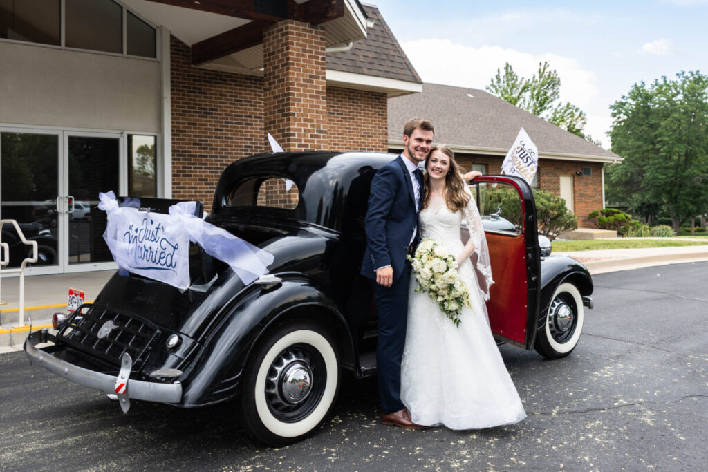 Colorado bride and groom in vintage car