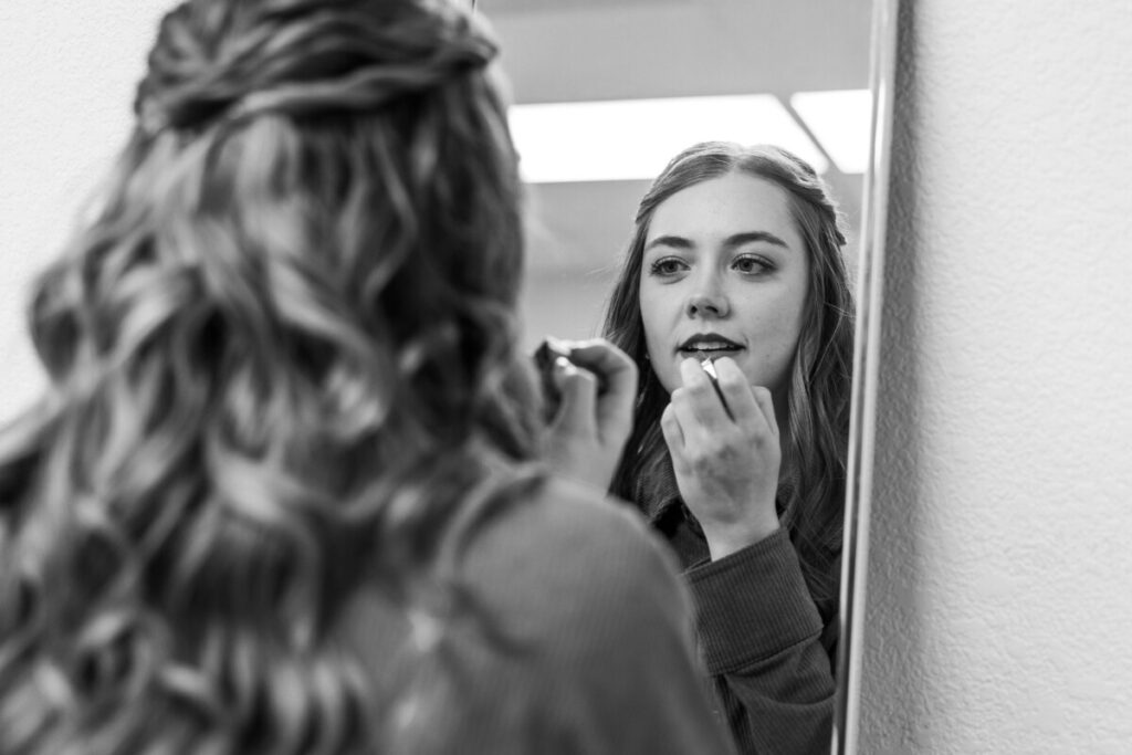 Colorado bride getting ready for ceremony