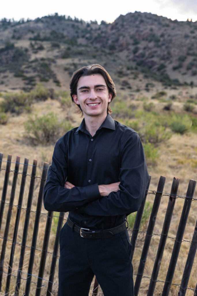 Colorado high school senior photographer in the foothills