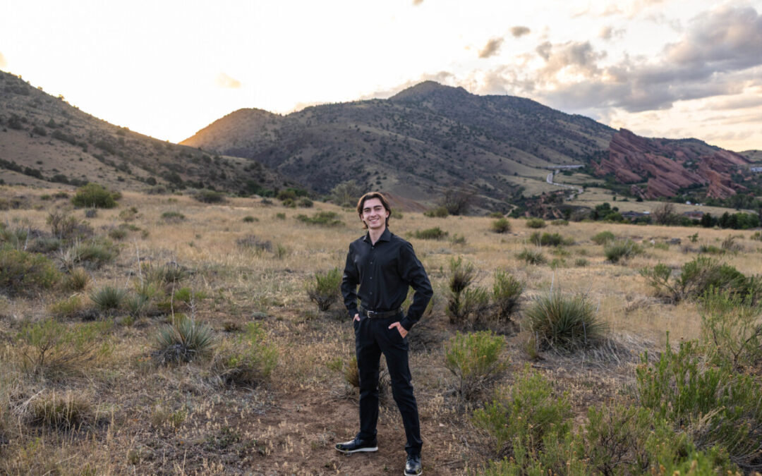 A senior photo session at Mt. Falcon for Maximus